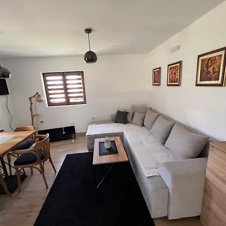 Daire Zlatna Jabuka Prijepolje