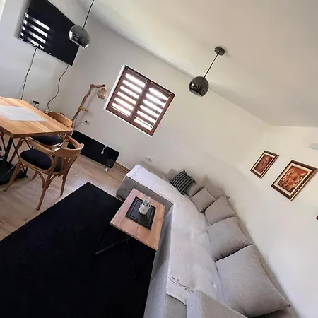 Zlatna Jabuka Апартаменты